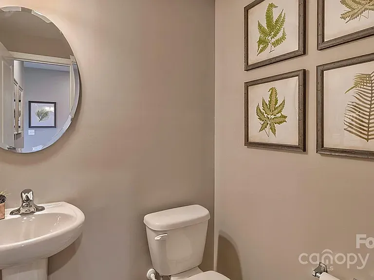 92 Ashelyn Park Dr — Photo 19