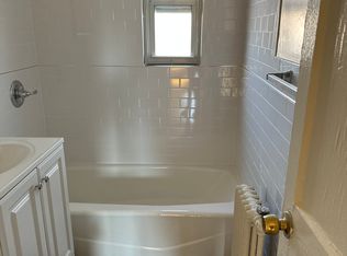 20 Maybrook Dr #20, Maywood, NJ 07607