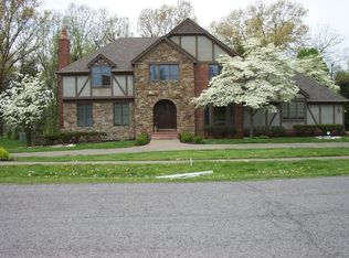 146 Hickory St, Radcliff, KY 40160