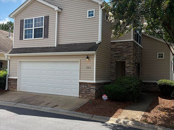 3rd image of 303 Hiawassee Dr