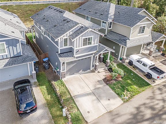 4th image of 3854 Maritime Ct SW