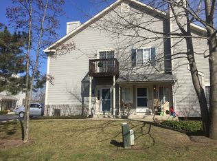 298 Windsor Ct UNIT D, South Elgin, IL 60177