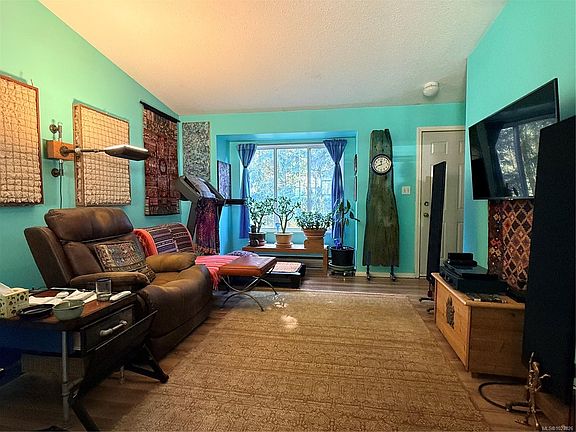 3rd image of 745 Church St #26