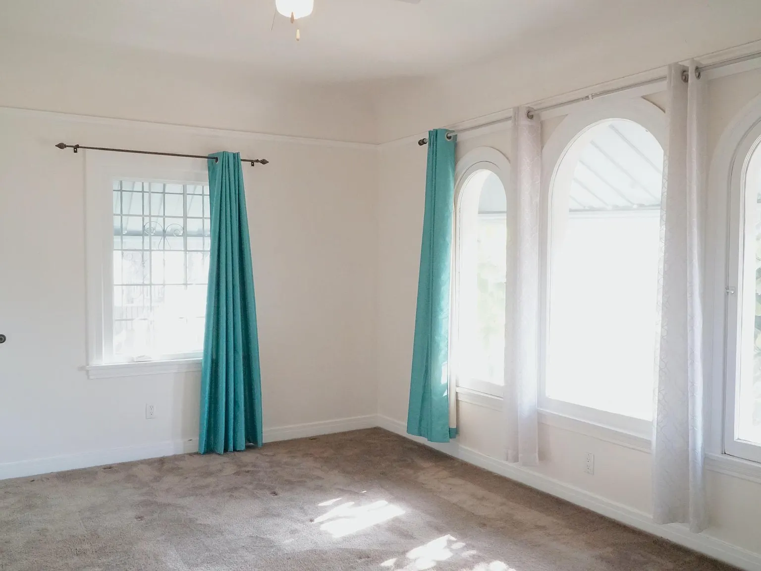 3 bed, 1608 sqft, $3,550 — Photo 4