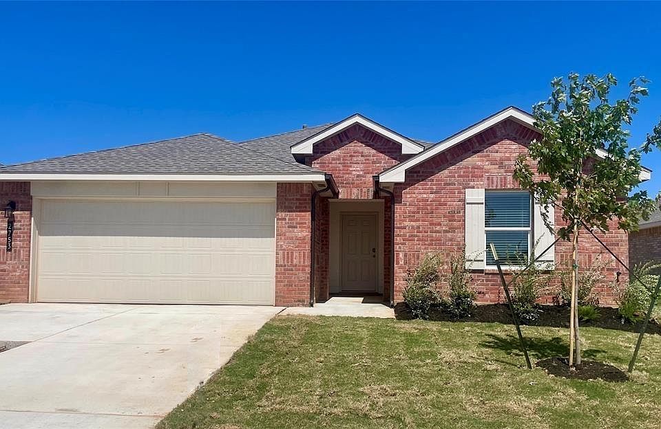 1st image of 2753 Alice Way