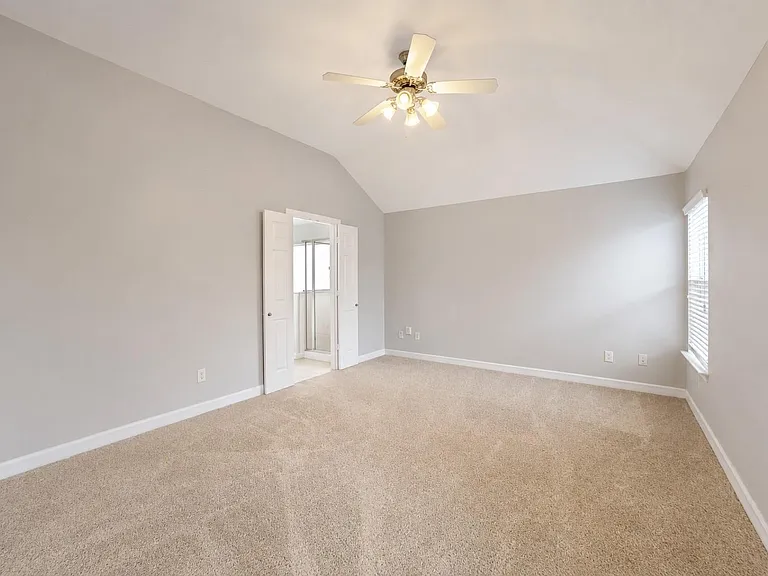 15911 Pleasant Green Cir — Photo 9