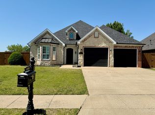 3600 N 4th St, Rogers, AR 72756