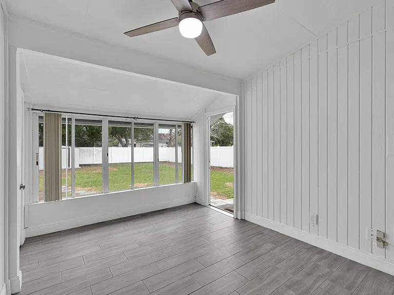 1434 Ravida Cir — Photo 19