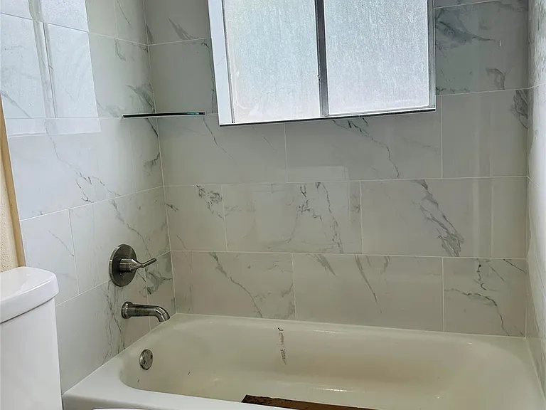 10826 Laureldale Ct — Photo 5