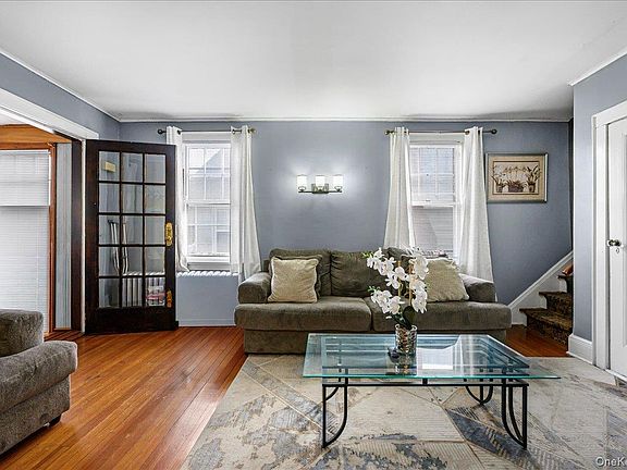 3rd image of 37 Cedar Road