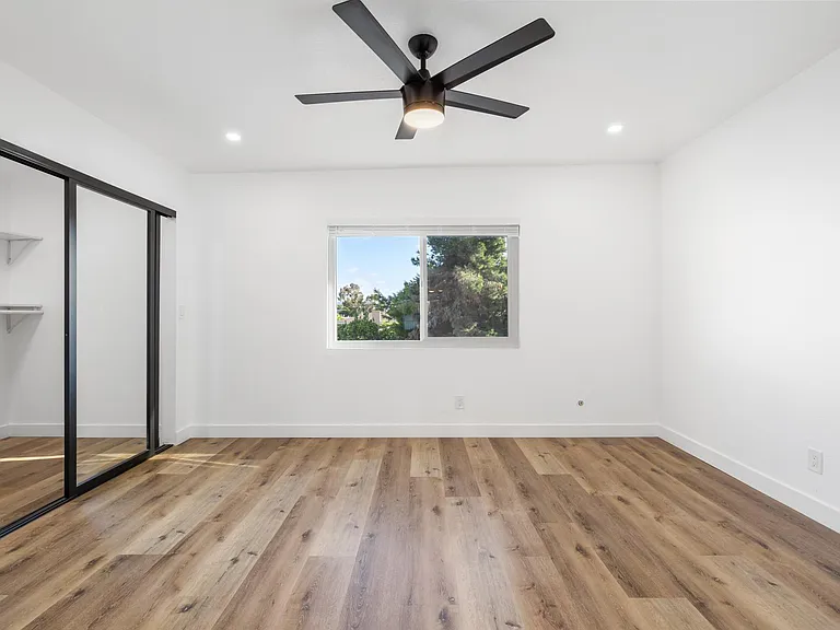 1149 Grove Ave #D — Photo 14