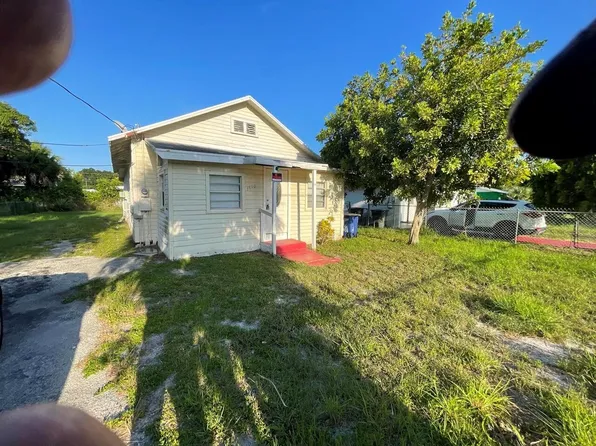 1610 N 14th St, Fort Pierce, FL 34950