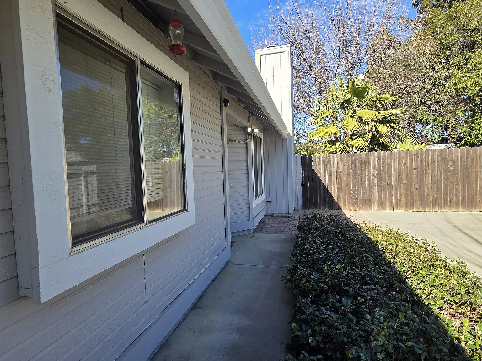 2 bed, $2,300 — Photo 4