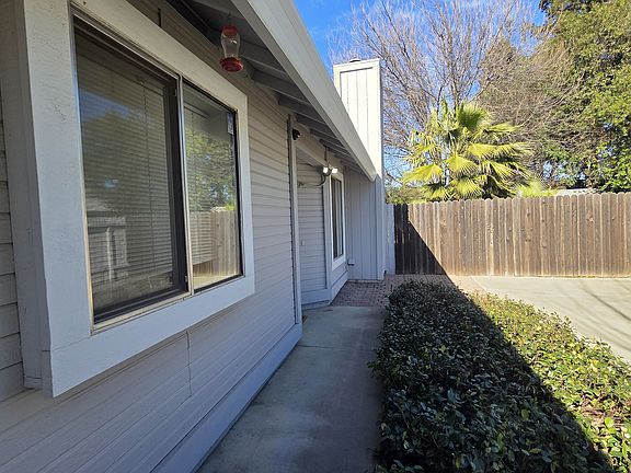 4th image of 336 W Woodland Ave