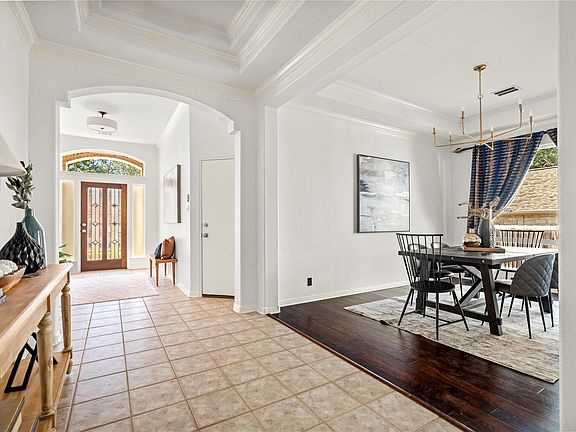 5th image of 3135 Burks Ln