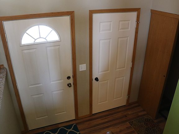 3rd image of 1422 Sheyenne Park Ct
