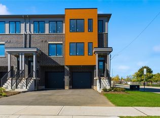 15B Bingham Rd, Hamilton, ON L8H1N3