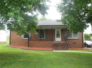 1723 Bristol Rd, Greensboro, NC 27406