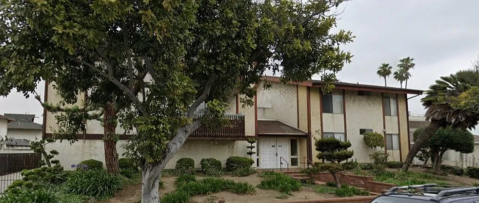 2 bed, 2.0 bath, 1101 sqft, $2,450 — Photo 1