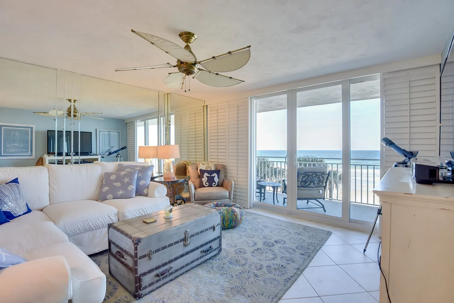 2 bed, 2.0 bath, 1786 sqft, $4,757 — Photo 2