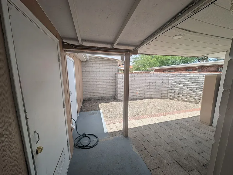 3731 N Tyndall Ave — Photo 12