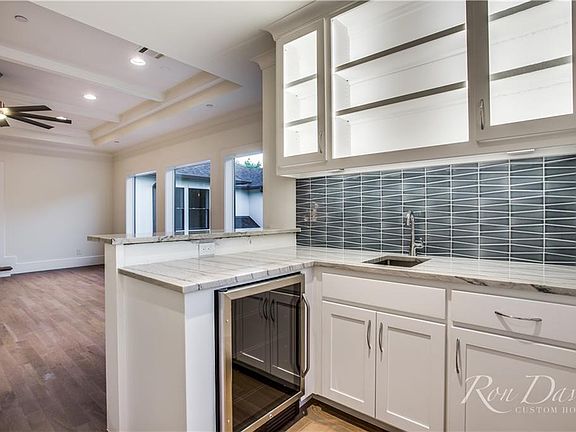 3rd image of 4139 Cedarbrush Dr