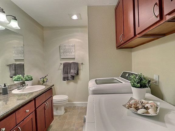 3rd image of 20840 109th Ln SE