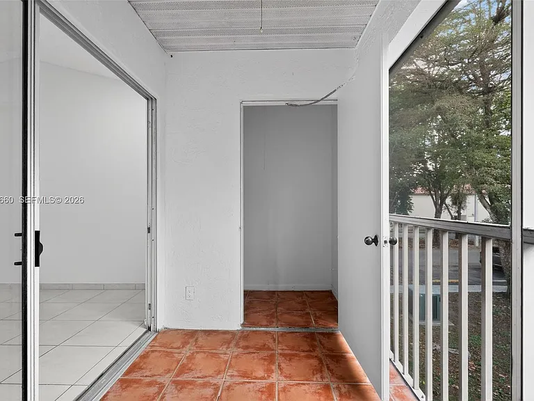 13856 SW 93rd Ln — Photo 9