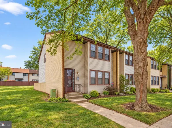 525 Fairfield Rd, East Windsor, NJ 08520