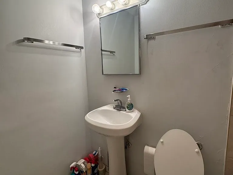 1401 E 55th St #305N — Photo 9