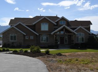 8627 N Canyon Wash Dr, Eagle Mountain, UT 84005