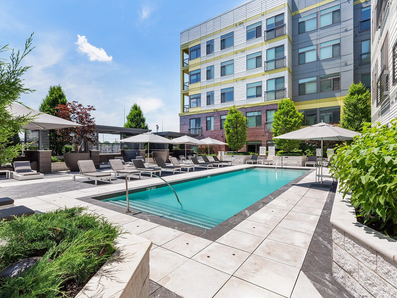 Luxe at Alewife — Photo 2