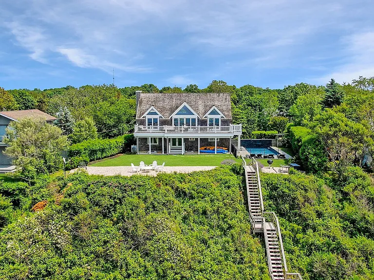 2700 Sound Dr — Photo 3