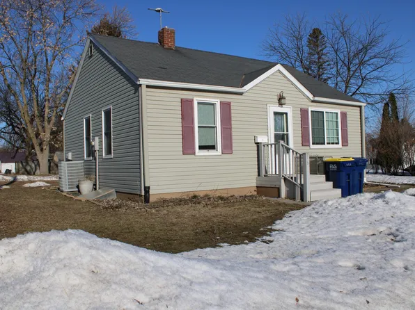16 N Bagen Ave, Springfield, MN 56087