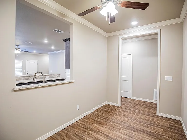 101 N Allen St — Photo 11