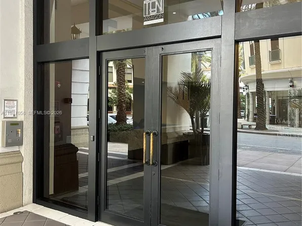 10 Aragon Ave Suite 814, Coral Gables, FL 33131