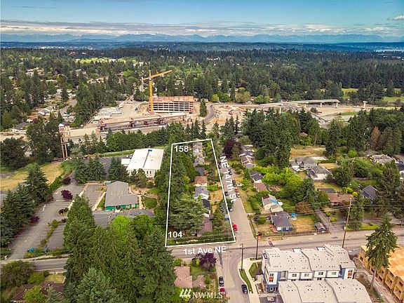 4th image of 104 158 NE 147th Street