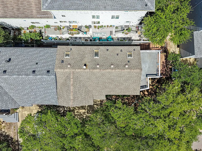 3848 Surry Rd — Photo 35