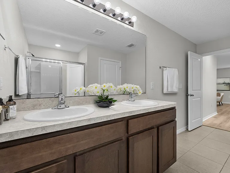 896 NW 253rd Dr — Photo 9