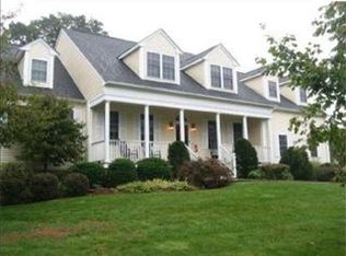 3 Ash Ln, Medway, MA 02053