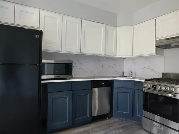 4905 Park Avenue image 1 of 12