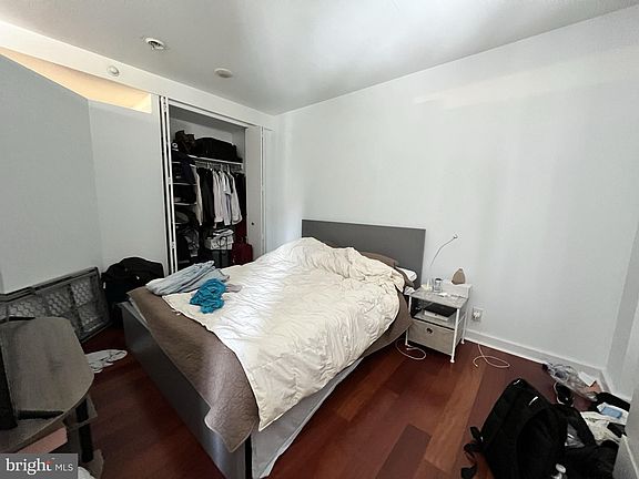 3rd image of 219 S 18th St #29-1101