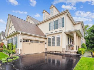 47666 Paulsen Sq, Sterling, VA 20165