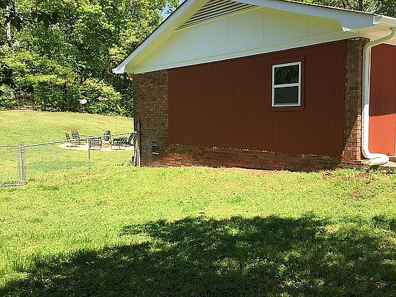 Enclosed garage 