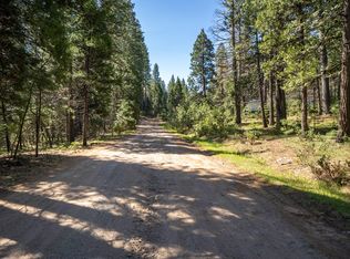 6961 Woodpecker Ln, Shingletown, CA 96088