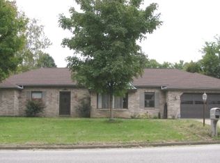 1604 Greenbrier Dr, Mount Vernon, IN 47620