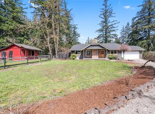 1882 E Pole Rd, Everson, WA 98247