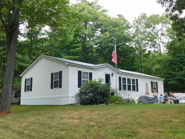 10 Harvey Brook Road, Wolfeboro, NH 03896