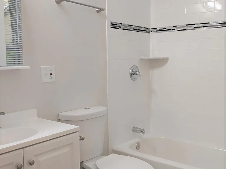 44 Cogswell Ave #3 — Photo 10