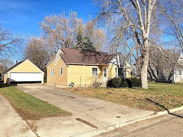 409 Courtland St, Greene, IA 50636